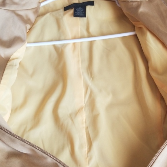 Jacket - Picture 6 of 8